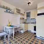 Nice Booking - Résidence Luxe Promenade des Anglais Piscine